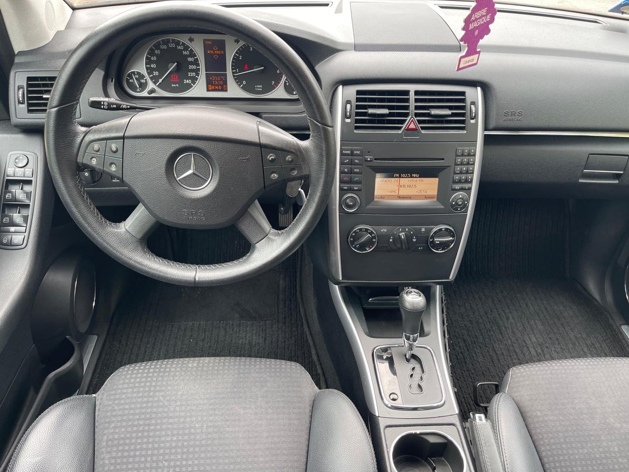 Mercedes-benz B 180 AUTOMATIC Executive