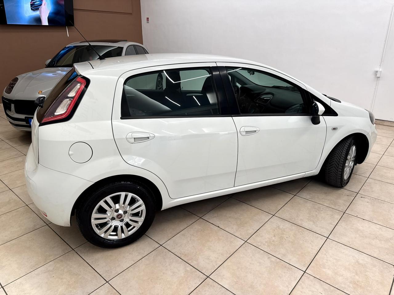 Fiat Punto 1.3 MJT II 75 CV 5 porte Lounge