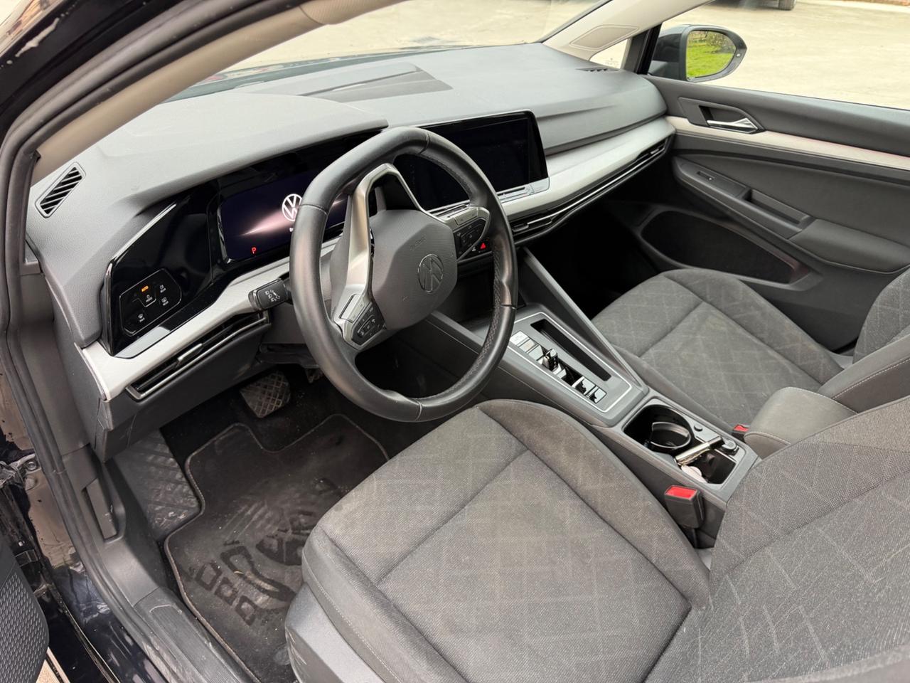 Volkswagen Golf 1.5 eTSI 130 CV EVO ACT DSG Life