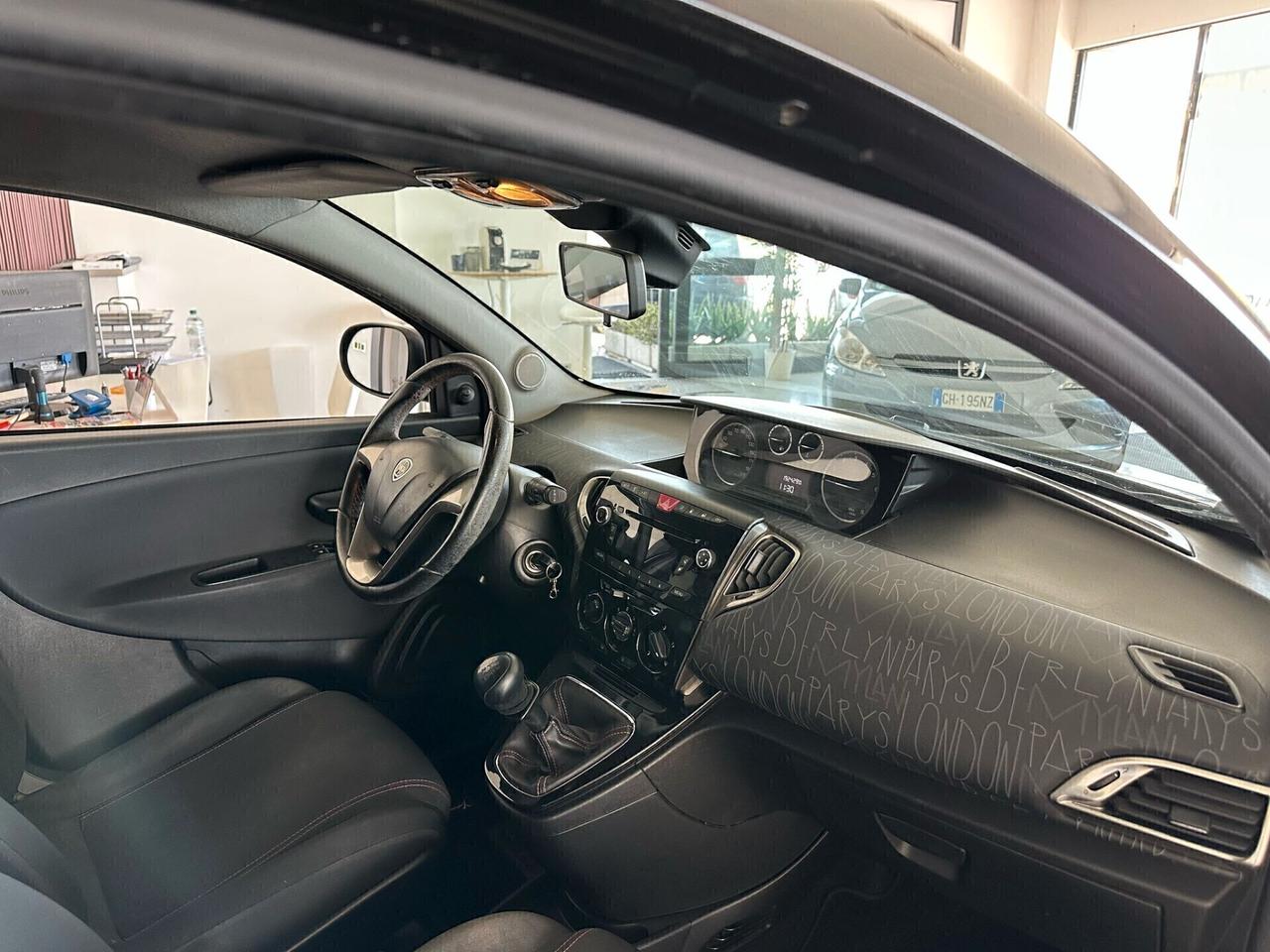 Lancia Ypsilon 1.2 69 CV 5 porte GPL Ecochic Gold