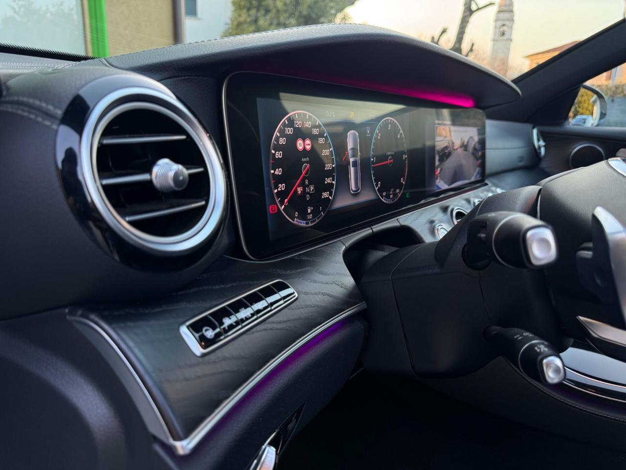 Mercedes-Benz E 350 4MATIC AIR-MATIC 258CV