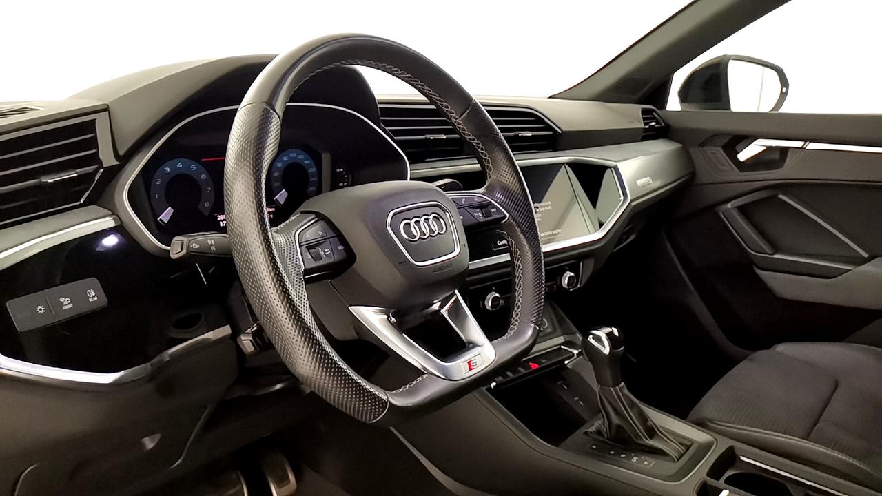 AUDI Q3 2019 Sportback - Q3 Sportback 40 2.0 tfsi Edition quattro