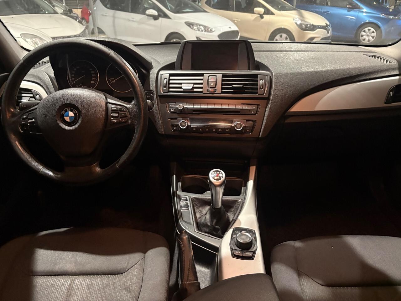 Bmw 118 118d 5p. Msport