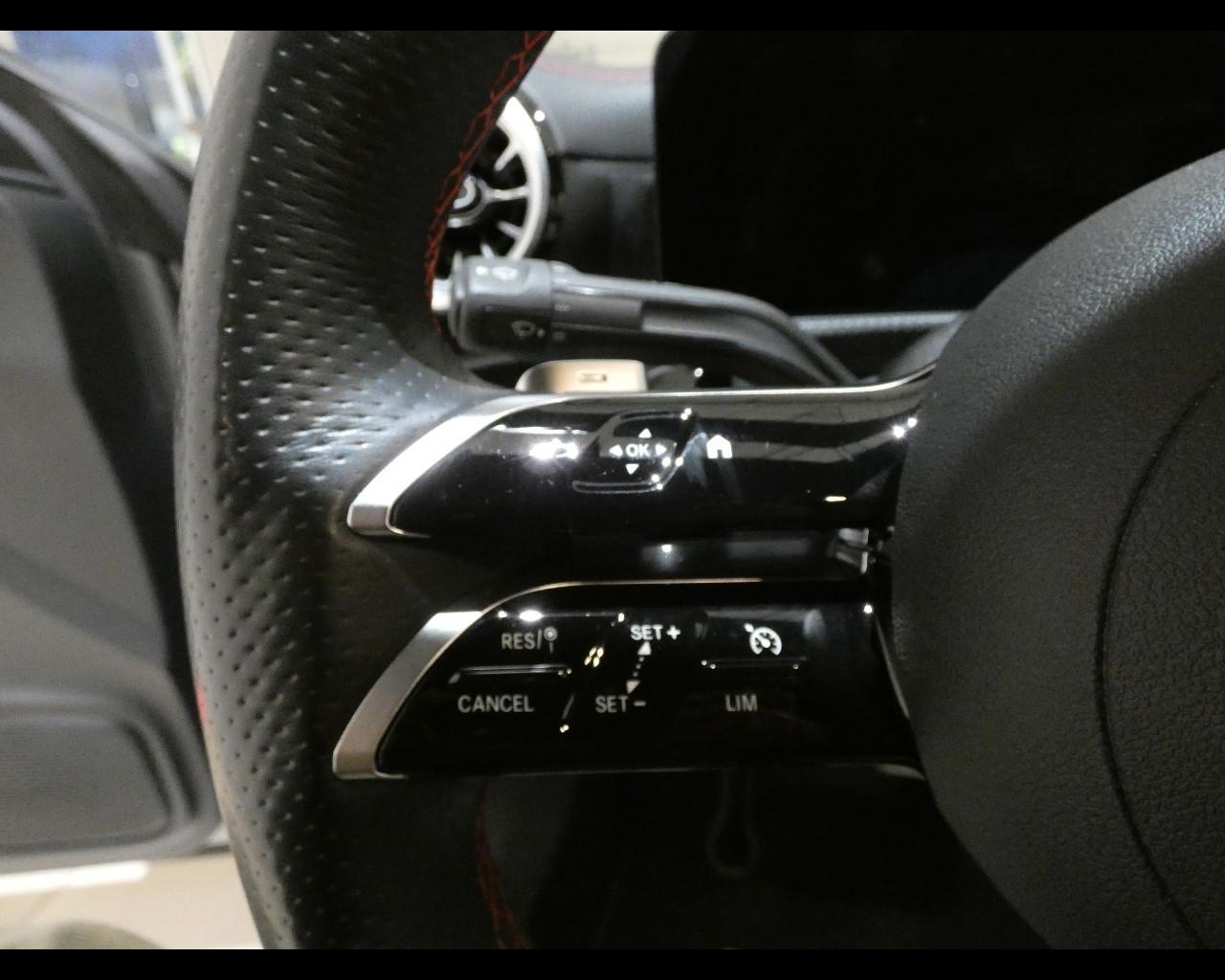 Mercedes-Benz CLA Coupé (C118) - CLA 200 d Automatic AMG Line Advanced Plus