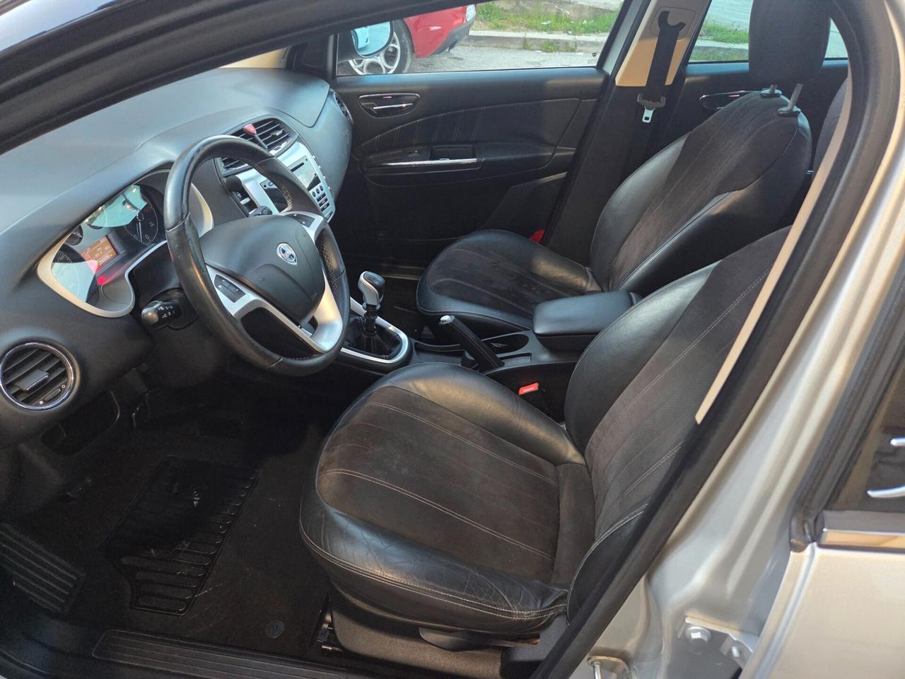 LANCIA DELTA 1.6 120 CV TETTO APRIBILE CERCHI 18 KMCERT