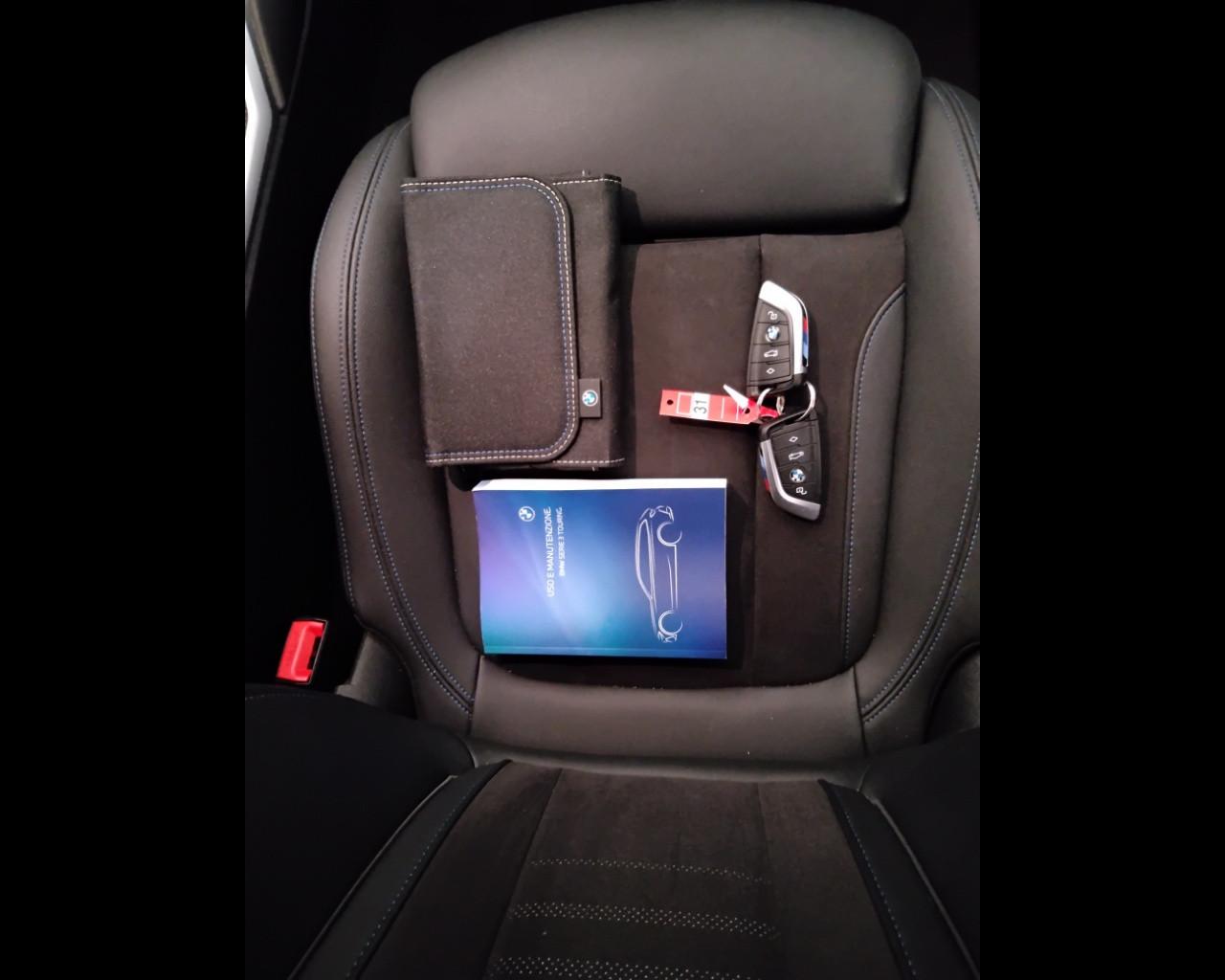 BMW Serie 3 G21 2022 Touring - 320d Touring mhev 48V MSport auto