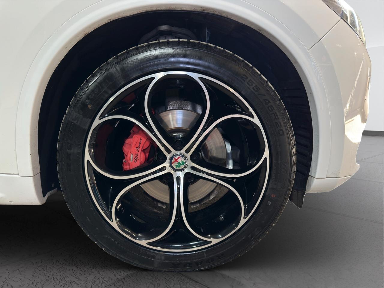 Alfa Romeo Stelvio 2.2 Turbodiesel 190 CV AT8 Q4 Business