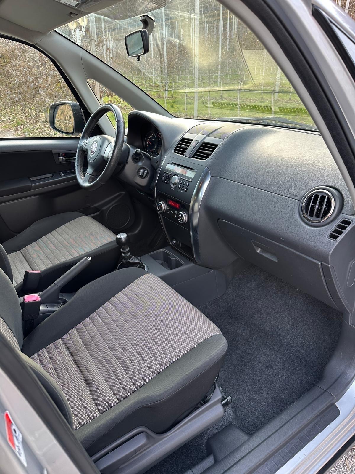 Fiat Sedici 2.0 MJT 16V DPF 4x4 Emotion