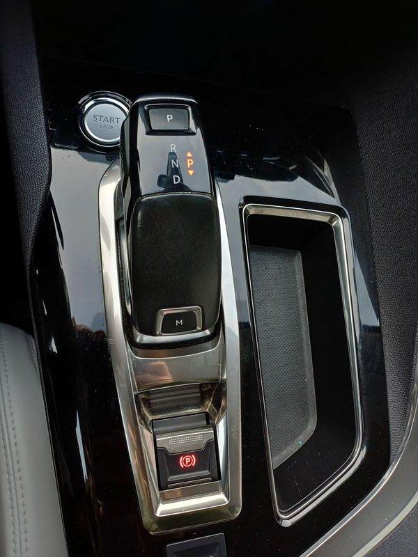 Peugeot 3008 1.6 120cv EAT6 Allure 1°PROP-GARANZIA