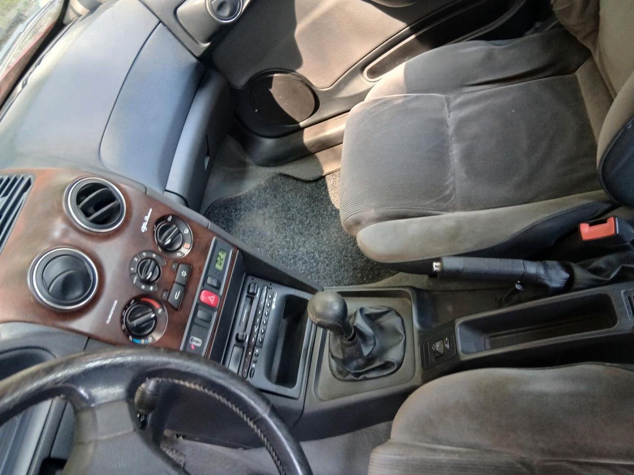Alfa Romeo 145 1.6i 16V Twin Spark cat L