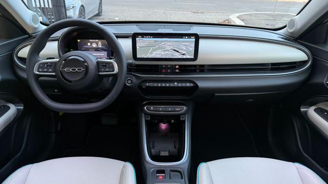 FIAT 600 HYBRID 1.2 110CV DCT MHEV LA PRIMA*24M.G.*CAM360°*