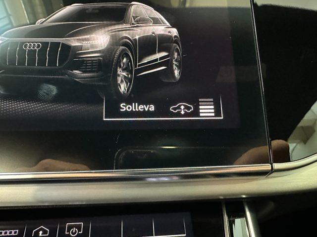 AUDI Q8 55 TFSI e Plug-in quattro S line -22" - B&O - FULL