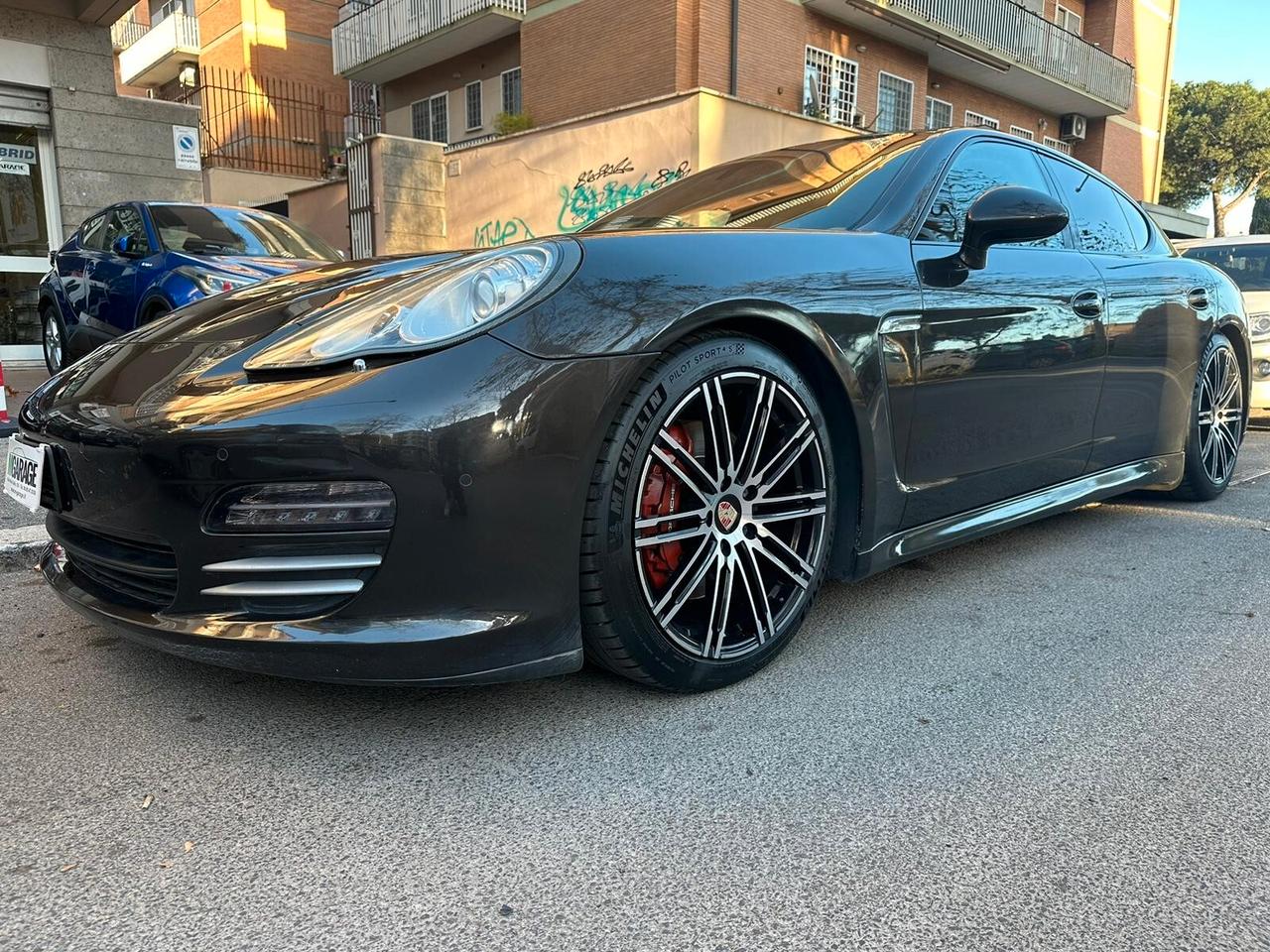 Porsche Panamera 3.6 PLATINUM 4