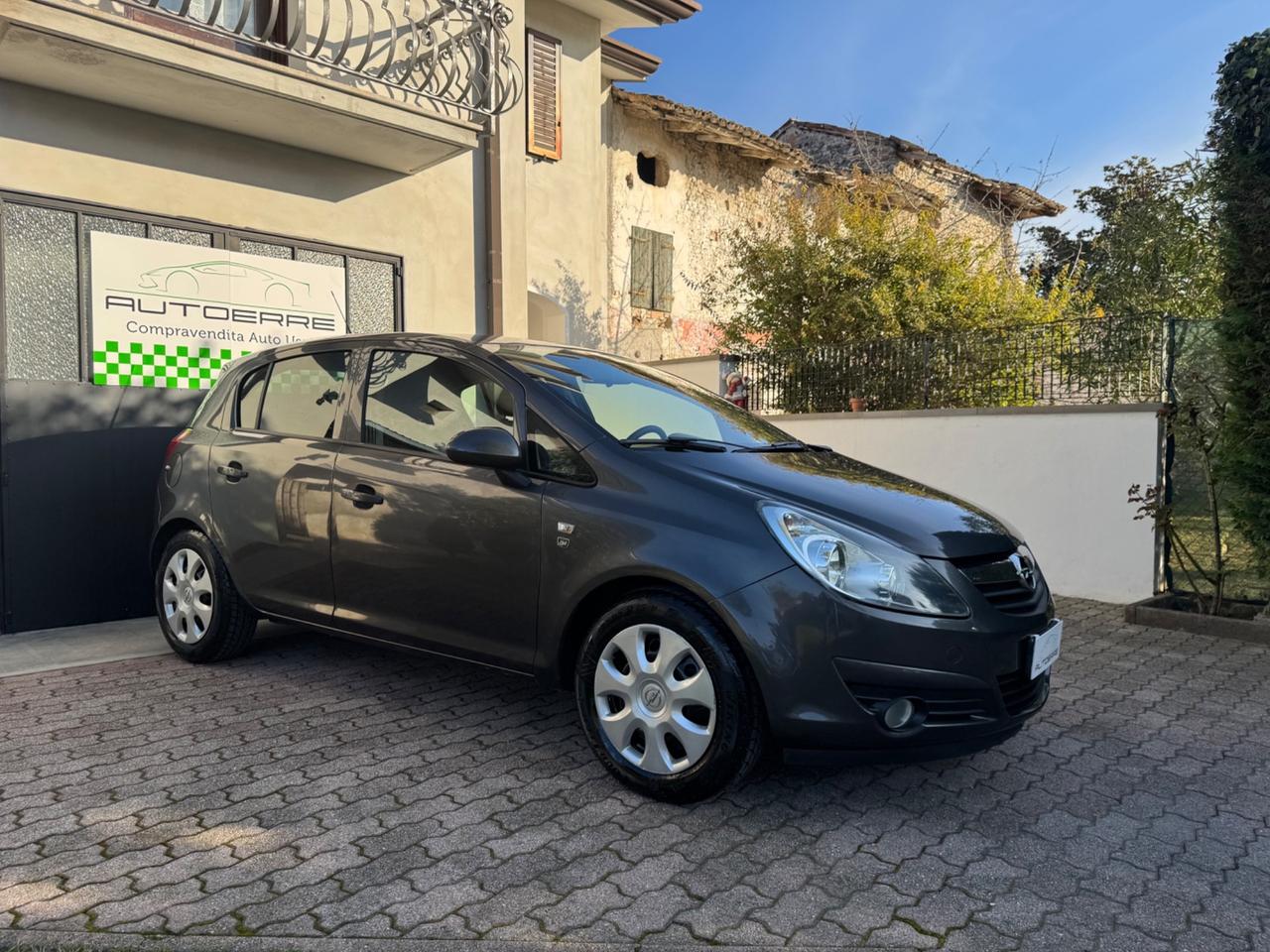 Opel Corsa 1.2 5 porte Edition