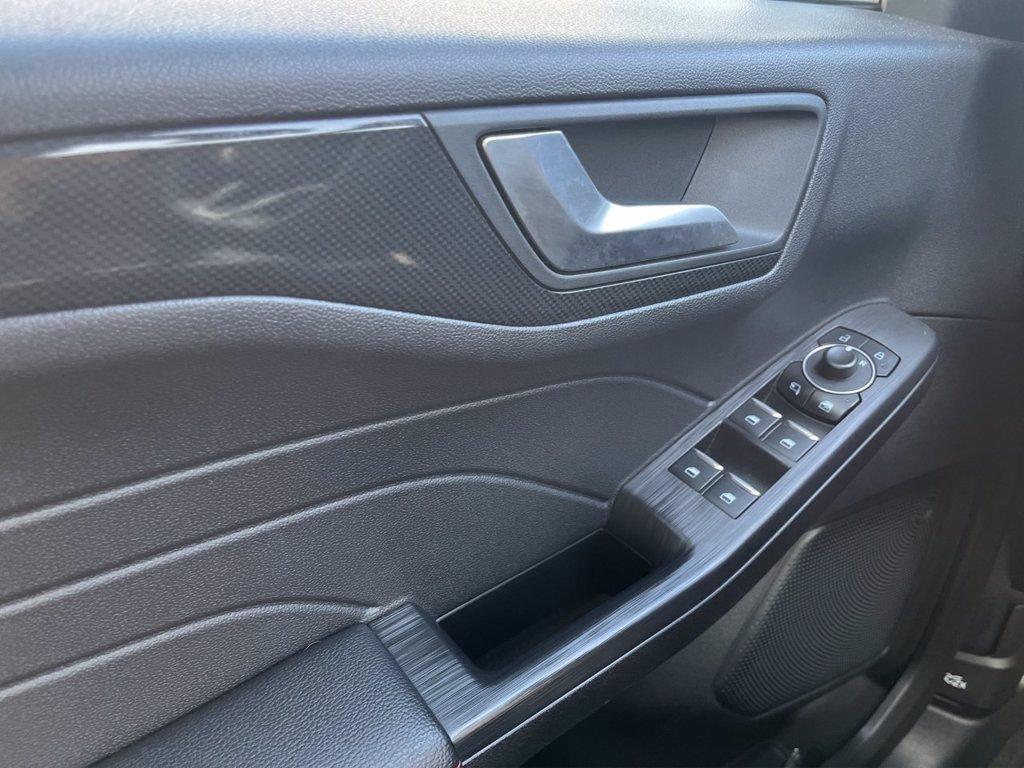 FORD Kuga 2.0 ecoblue st-line x awd 120cv auto del 2023