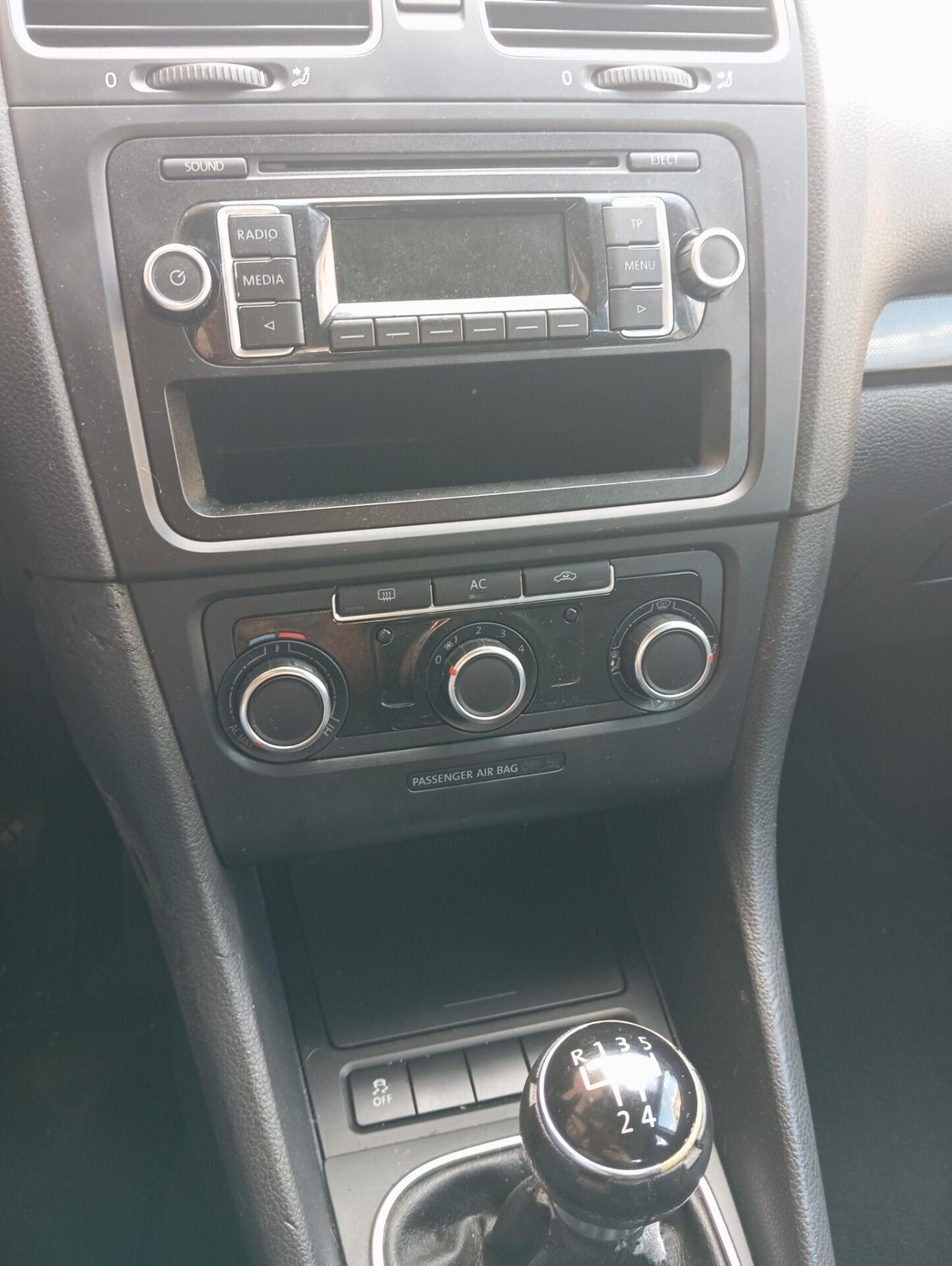 Volkswagen Golf VI 1.6 TDI DPF 5p. Sport Edition