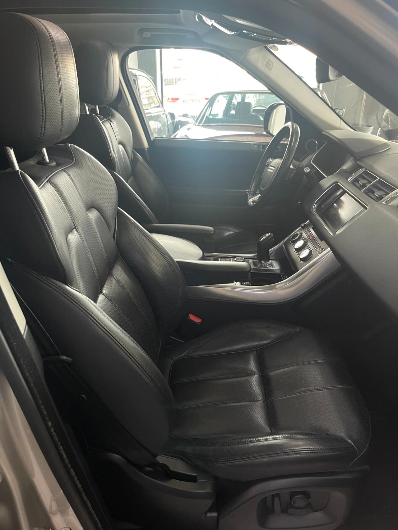 Land Rover Range Rover Sport 3.0 TDV6 HSE Dynamic