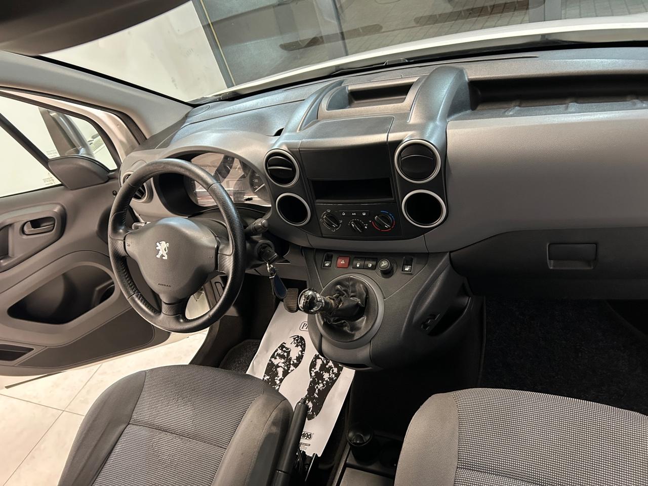 Peugeot partner 1.6hdi 66kw 2011