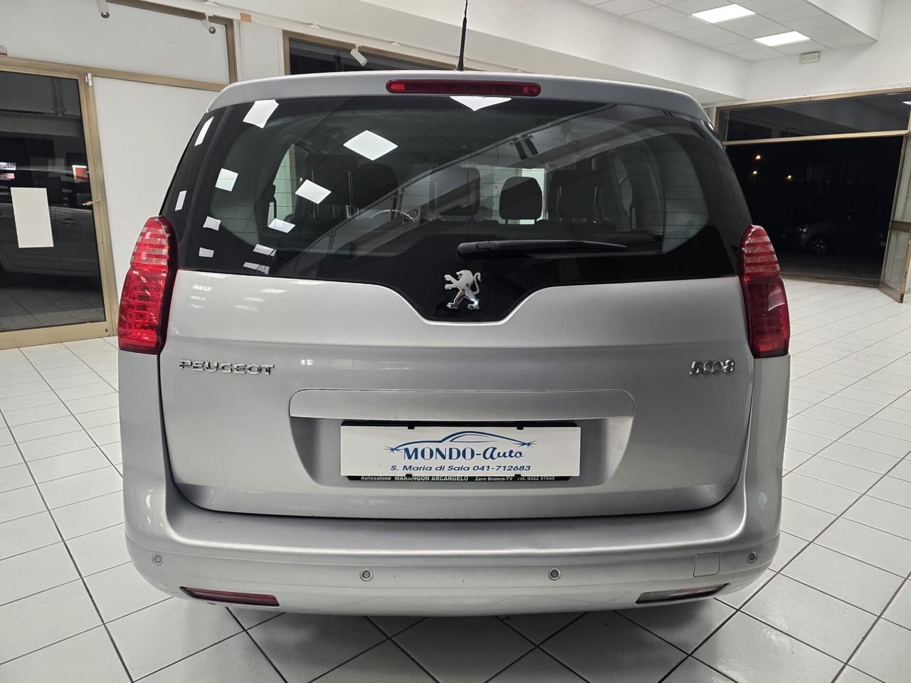 Peugeot 5008 1.6 HDi 112CV Premium