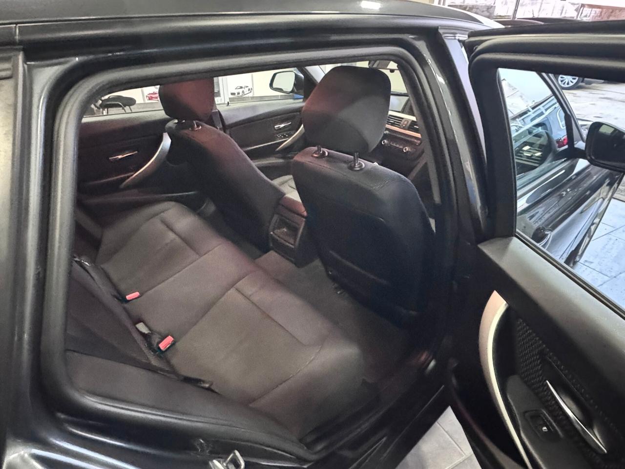 Bmw 318 d Business aut.