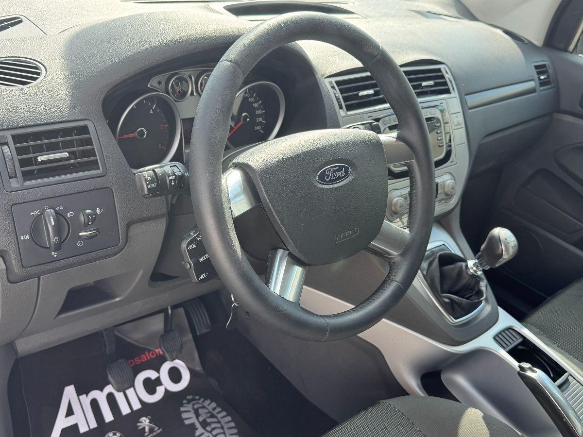 FORD Kuga 2.0 TDCi 140CV Titanium