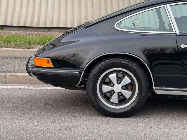 Porsche 911 2.4 S 1973 C07 targa FI nera matching int pepita