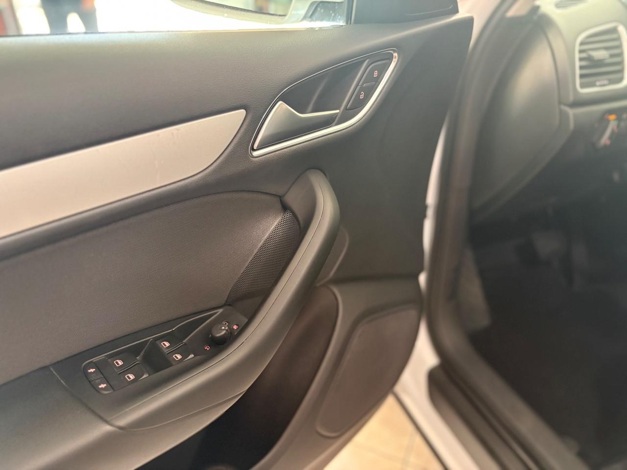 Audi Q3 2.0 TDI 120 CV Sport permuta e finanziamenti