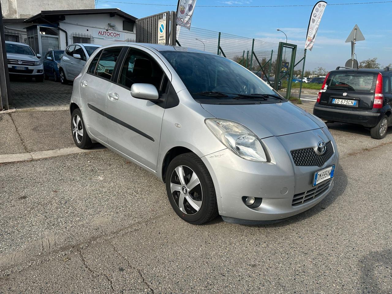 Toyota Yaris 1.0 5 porte Sol