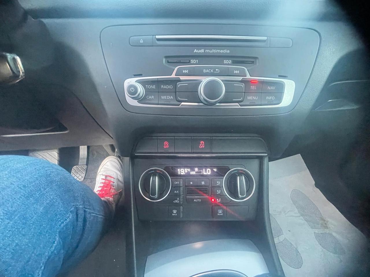 Audi Q3 2.0 TDI 150 CV Business