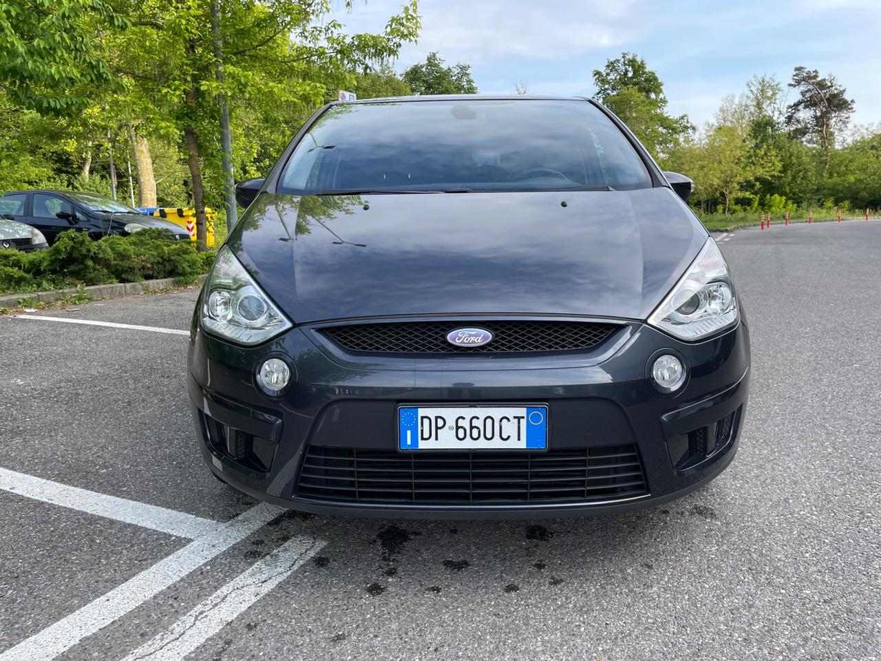 Ford S-Max 2.0 TDCi 140CV 6tr. Titanium DPF* 7 Posti *