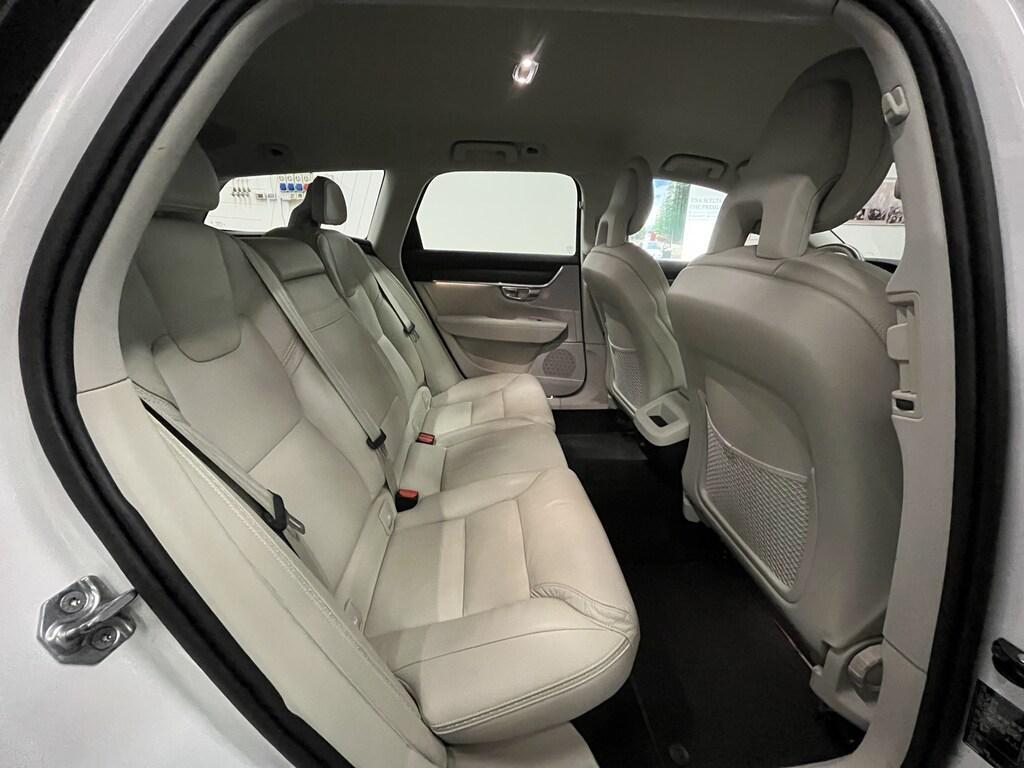 Volvo V90 Cross Country 2.0 D4 Pro AWD Geartronic