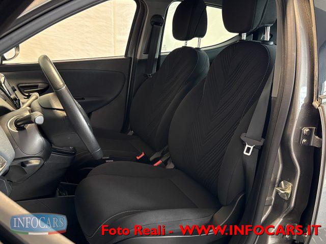 LANCIA Ypsilon 1.0 Hybrid 70 CV Gold - PROMO