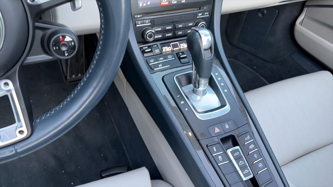 Porsche 911 3.0 Carrera 4 GTS Cabriolet