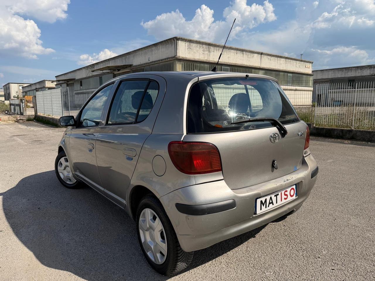 Toyota Yaris tdi D-4D Sol