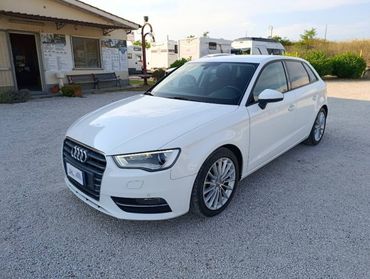 Audi A3 2.0 tdi Attraction 150cv s-tronic E6