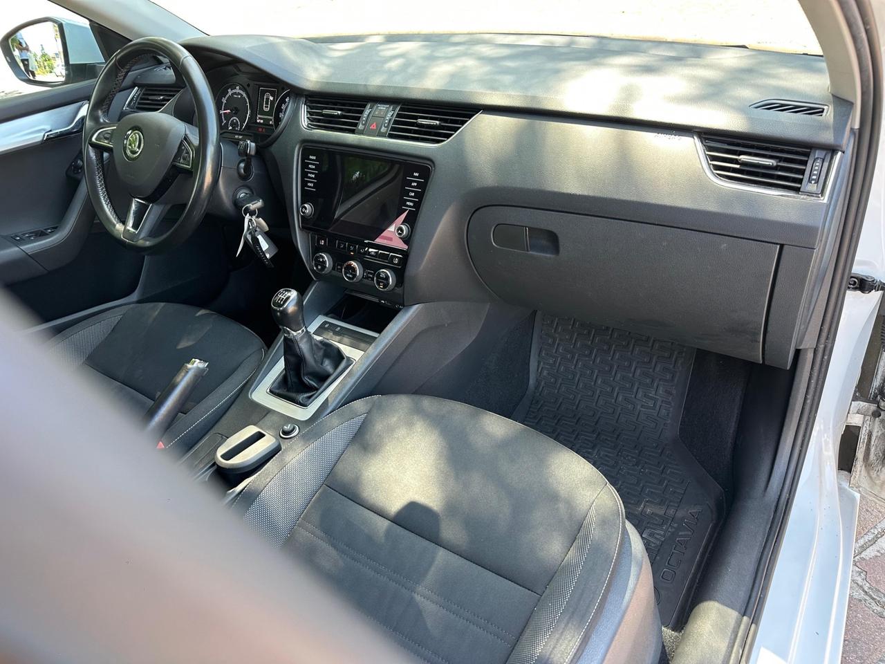 Skoda Octavia 1.4 TSI Wagon Ambition G-Tec