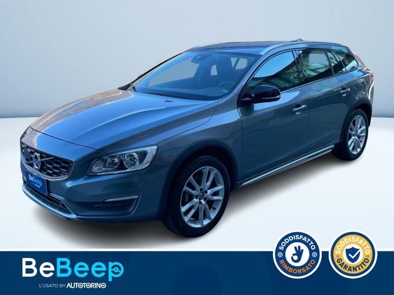Volvo V60 Cross Country 2.4 D4 MOMENTUM AWD GEARTRONIC