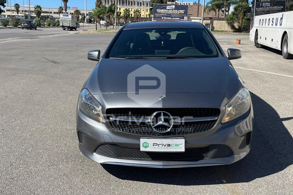 MERCEDES A 180 d Business