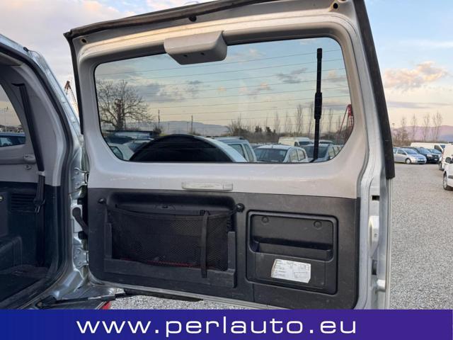 MITSUBISHI Pajero 3.2 DI-D 16V 7posti CAMBIO AUTOMATICO