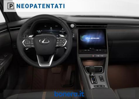 Lexus LBX 1.5 Hybrid Cool 2WD