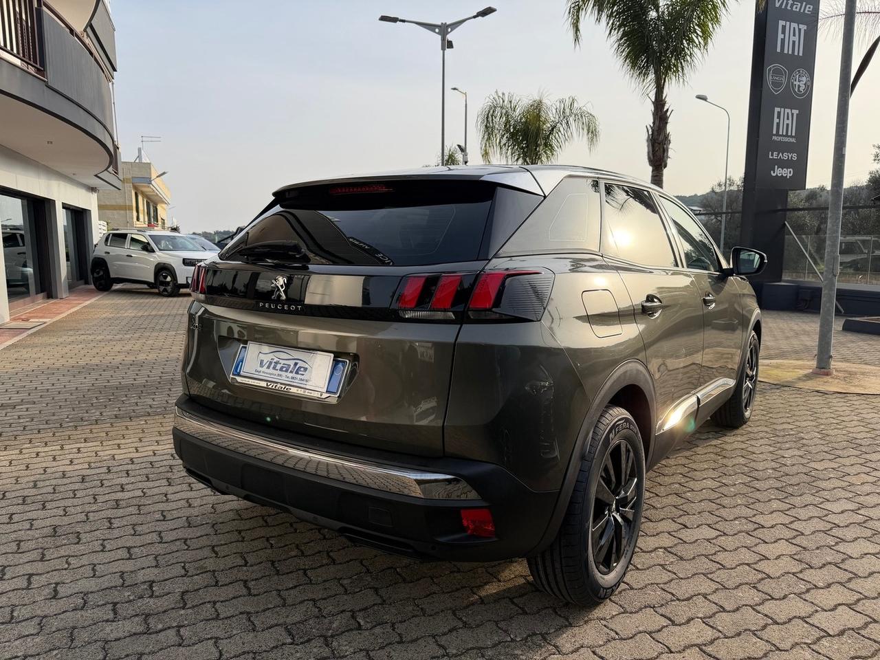 Peugeot 3008 1.5 diesel 130 cv Business