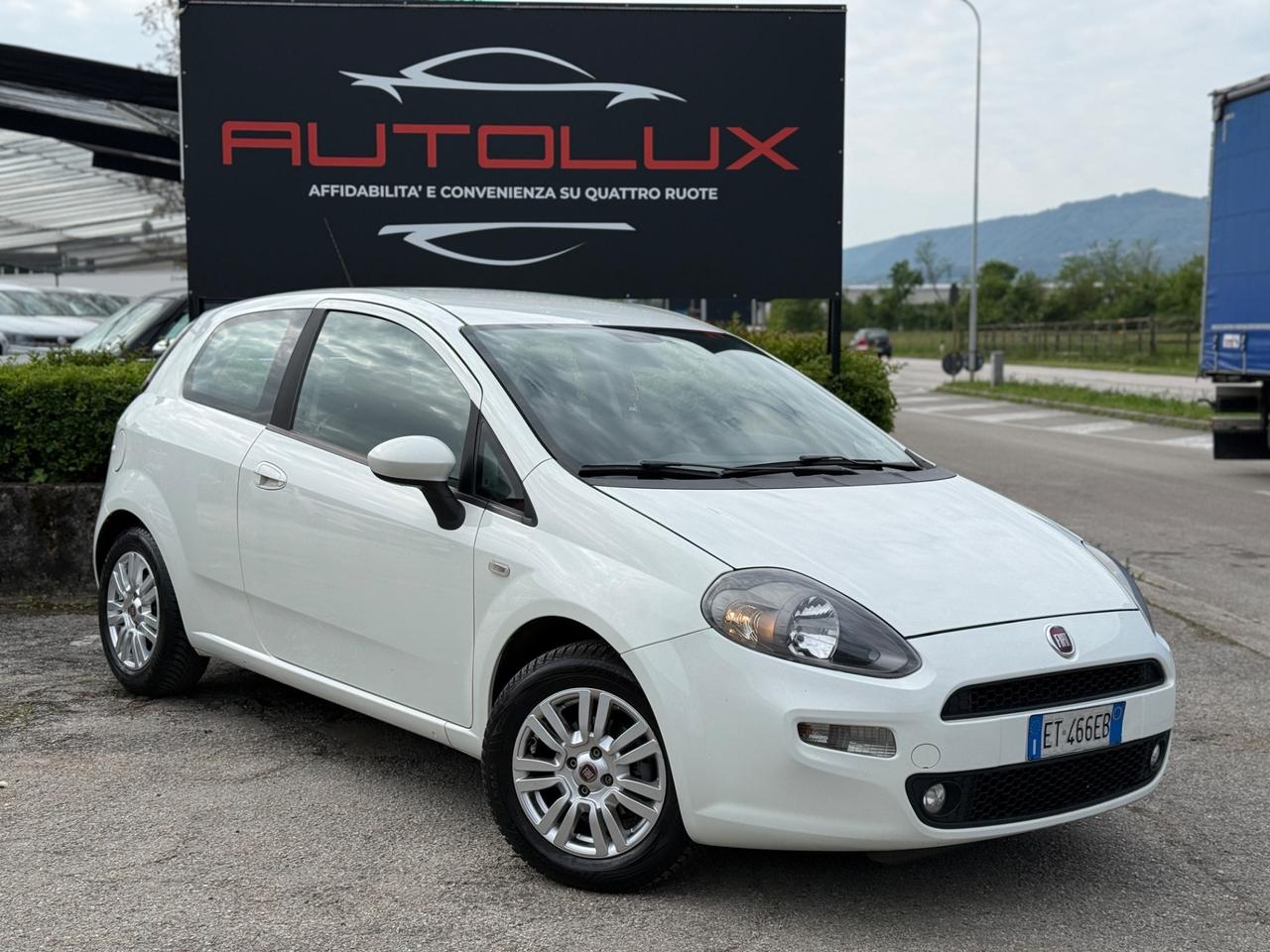 Fiat Punto 1.3 MJT II 75 CV 3 porte Lounge NEO PATENTATI