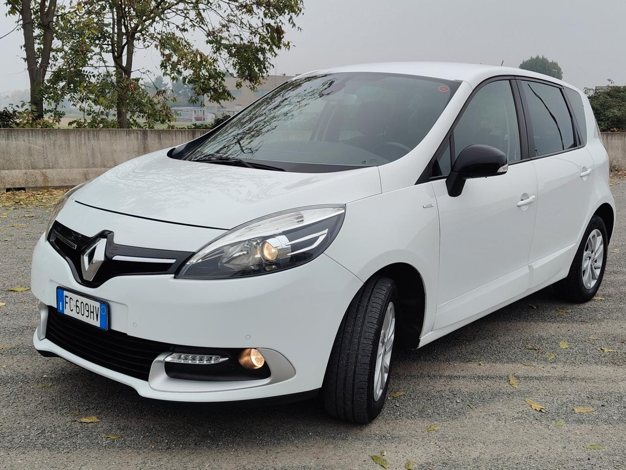 Renault Scenic Scénic XMod dCi 95 CV Start&Stop Energy Limited