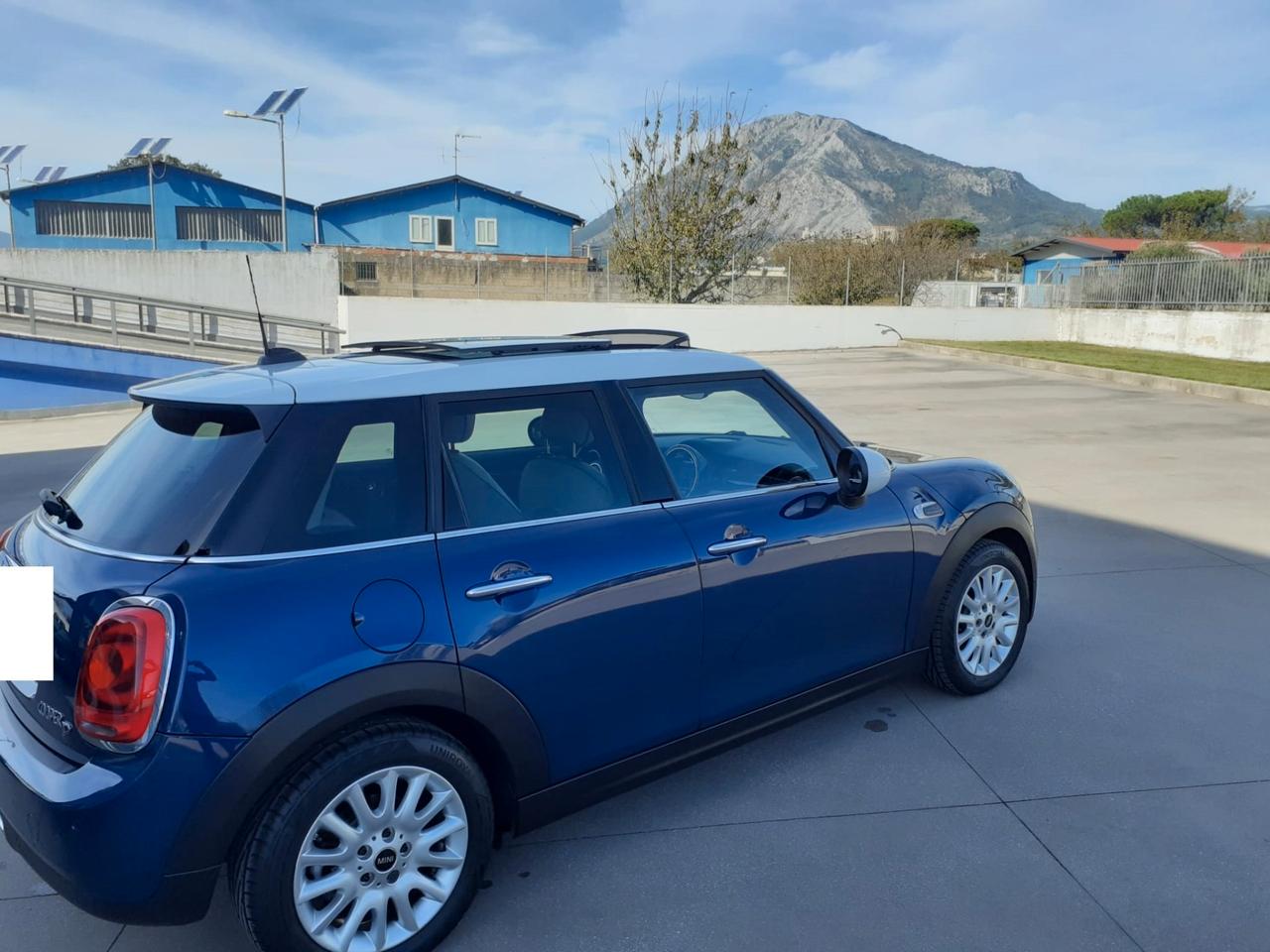 Mini Cooper D 1.5d 115cv 5 porte anno 2015