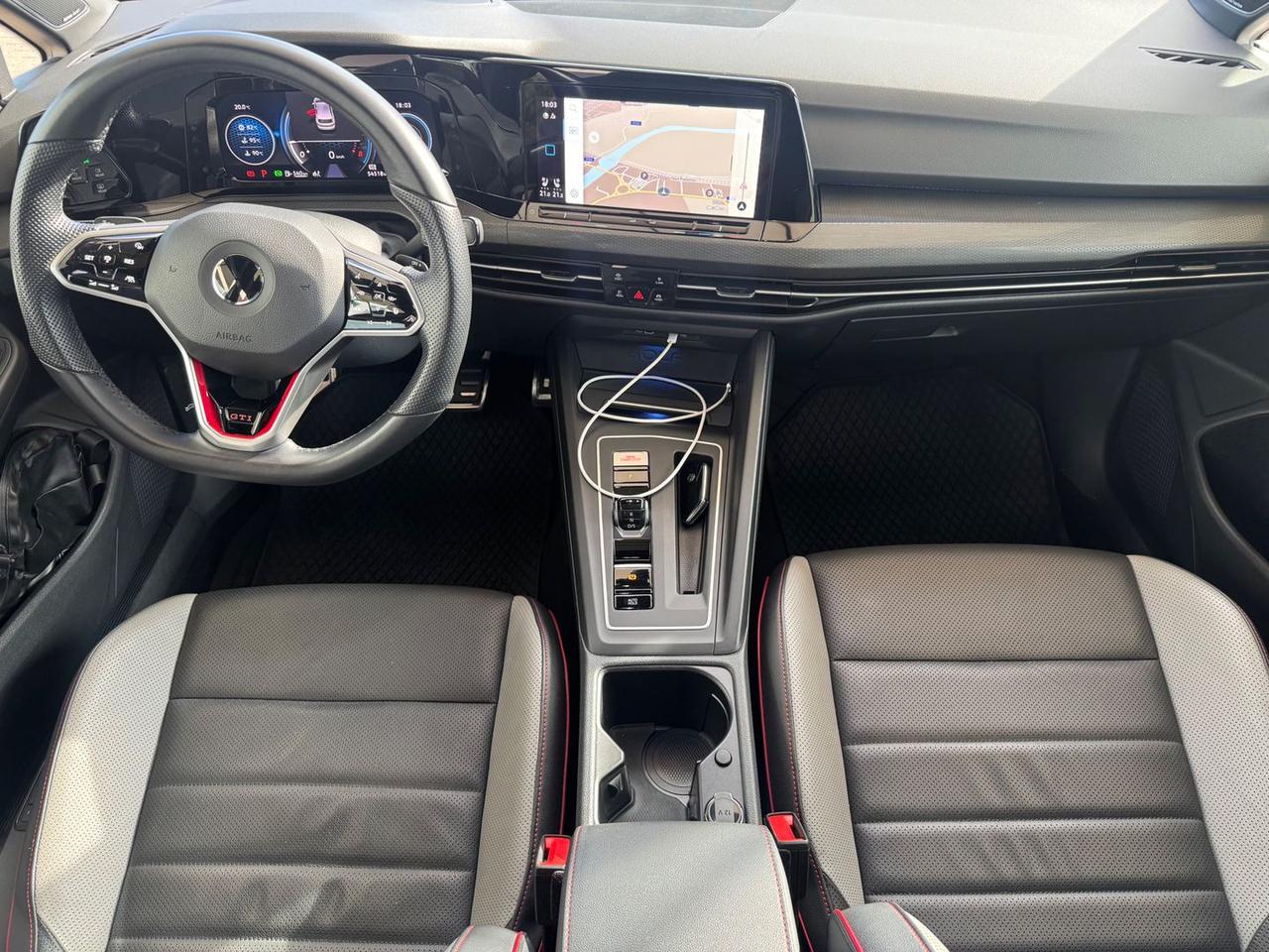 Volkswagen Golf GTI Ultimate 2.0 TSI GTI #10740