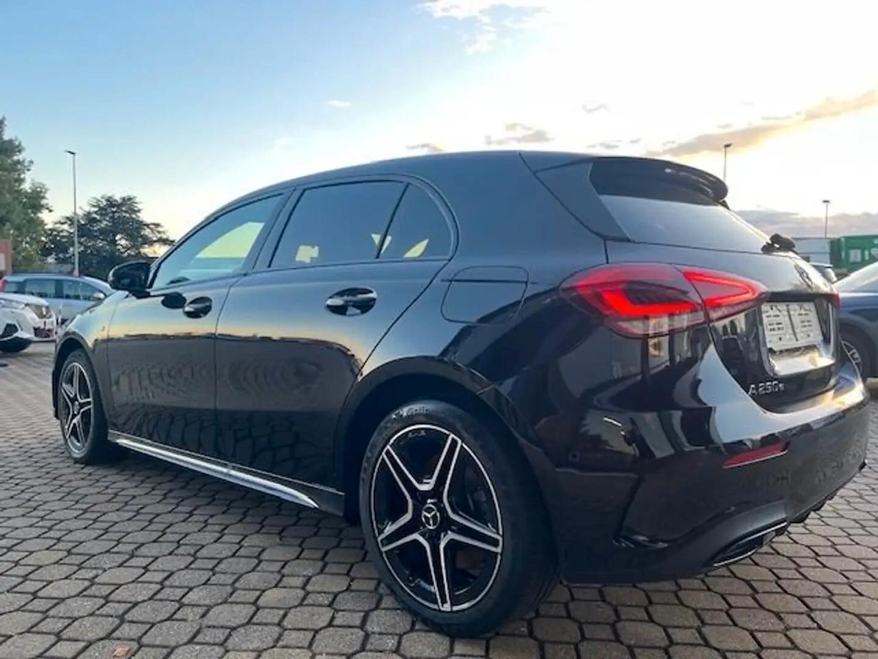 Mercedes-benz A 250 e Automatic EQ-Power Premium