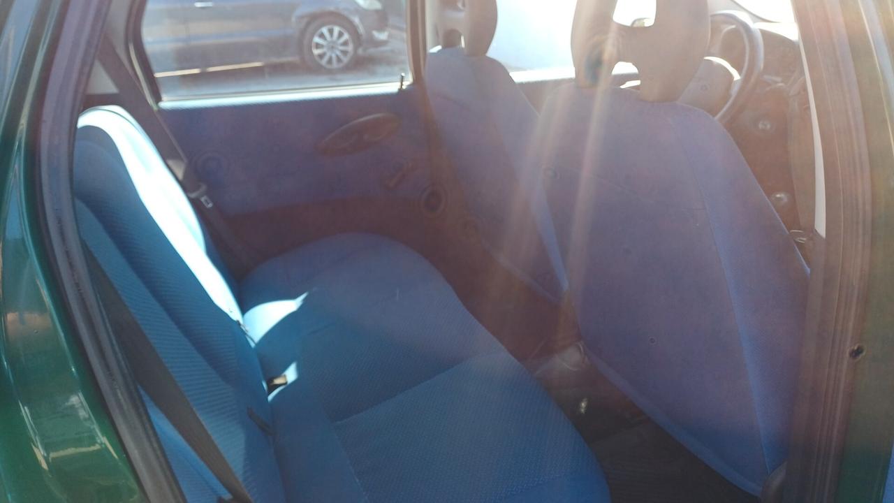 Fiat Punto 1.2 5 porte GPL
