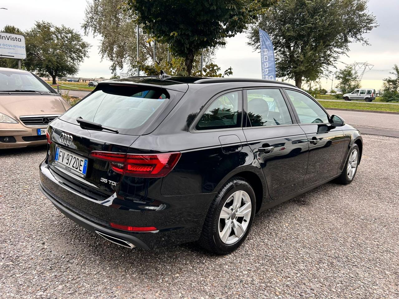 Audi A4 Avant 35 TDI S tronic S line edition