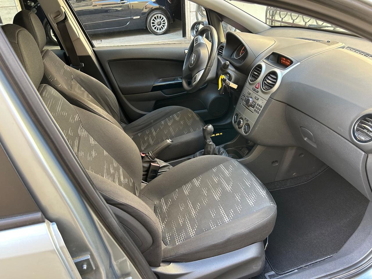 Opel Corsa 1.2 5 porte Elective