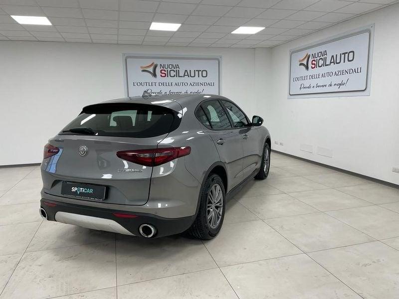 Alfa Romeo Stelvio 2017 2.2 t Executive Q4 210cv auto my19